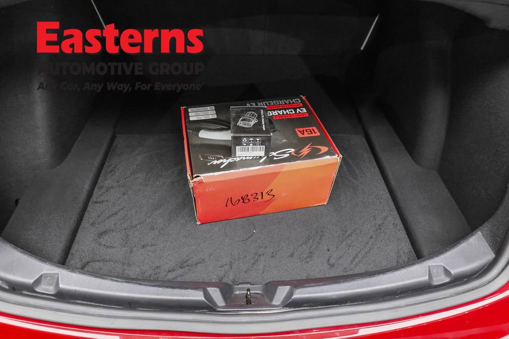 Used 2019 Tesla Model 3 Performance image 7