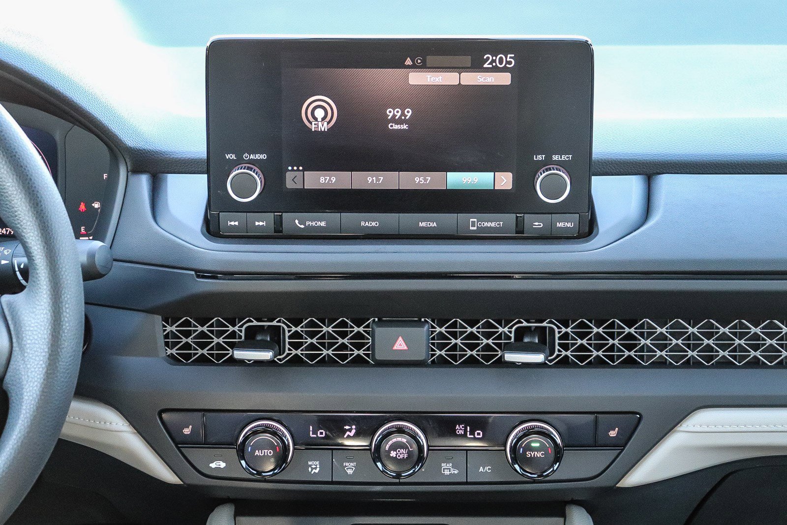 Certified 2025 Honda Accord SE image 14