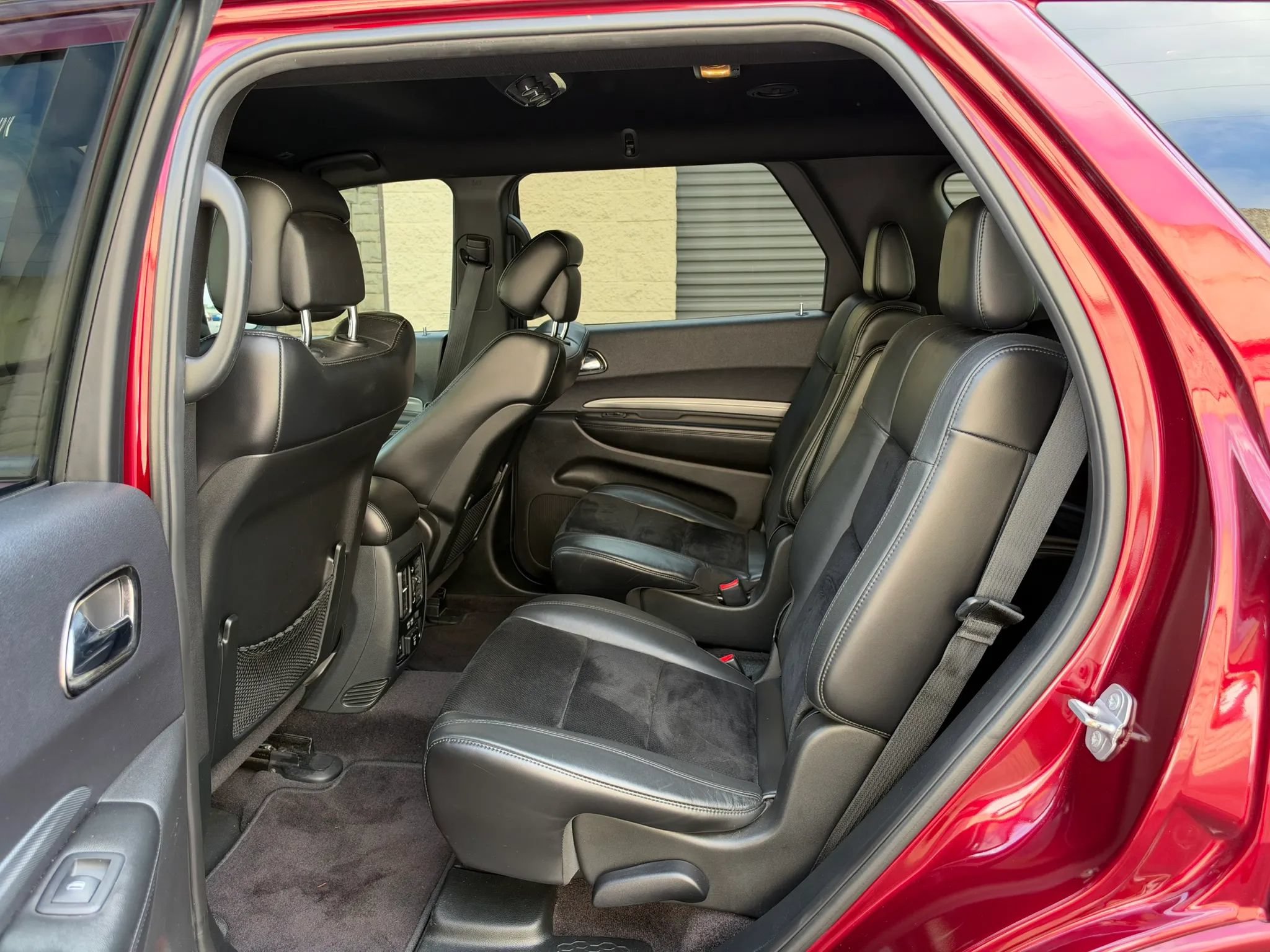 Used 2018 Dodge Durango GT w/ Blacktop Package RWD image 31