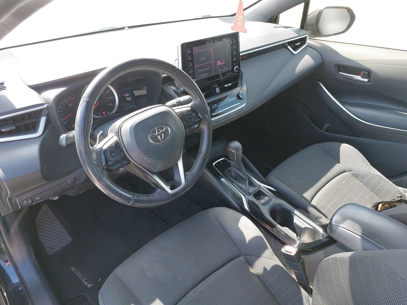 Used 2021 Toyota Corolla SE w/ Carpet Mat Package (TMS) FWD image 5