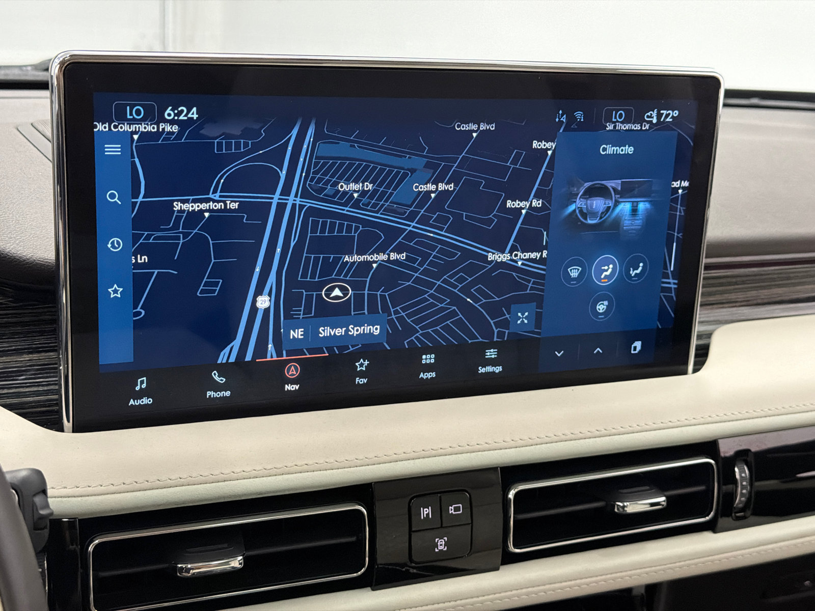 Certified 2023 Lincoln Nautilus Black Label w/ Class II Trailer Tow Package AWD/4WD image 28
