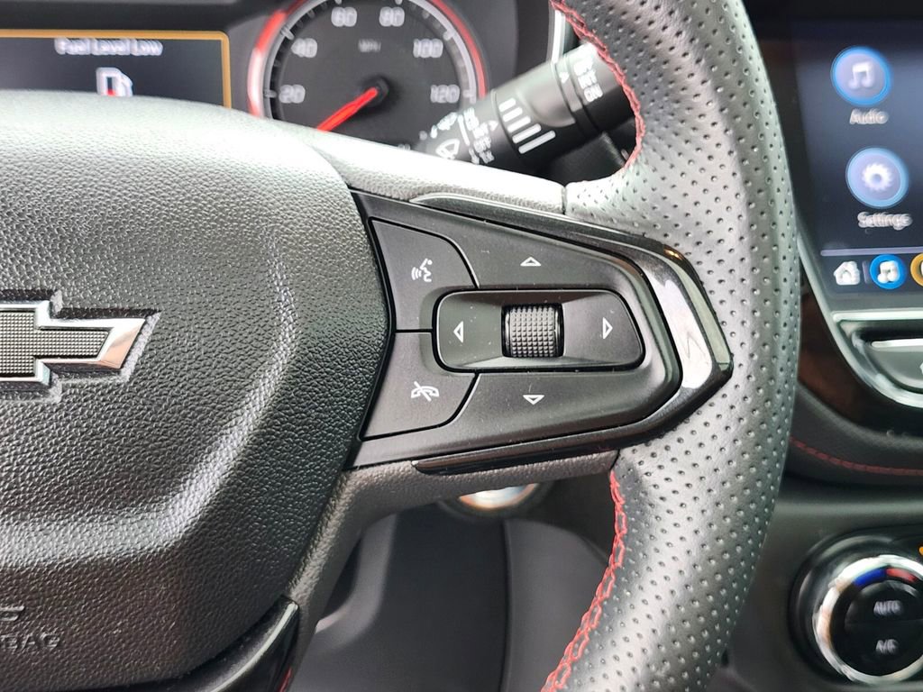 Used 2023 Chevrolet TrailBlazer RS w/ Sun and Liftgate Package image 28