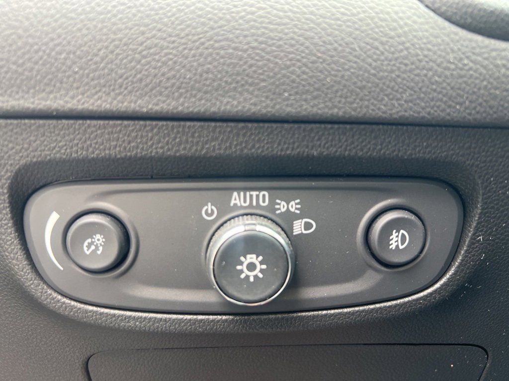 Used 2023 Buick Encore GX Essence w/ Experience Buick Package image 31