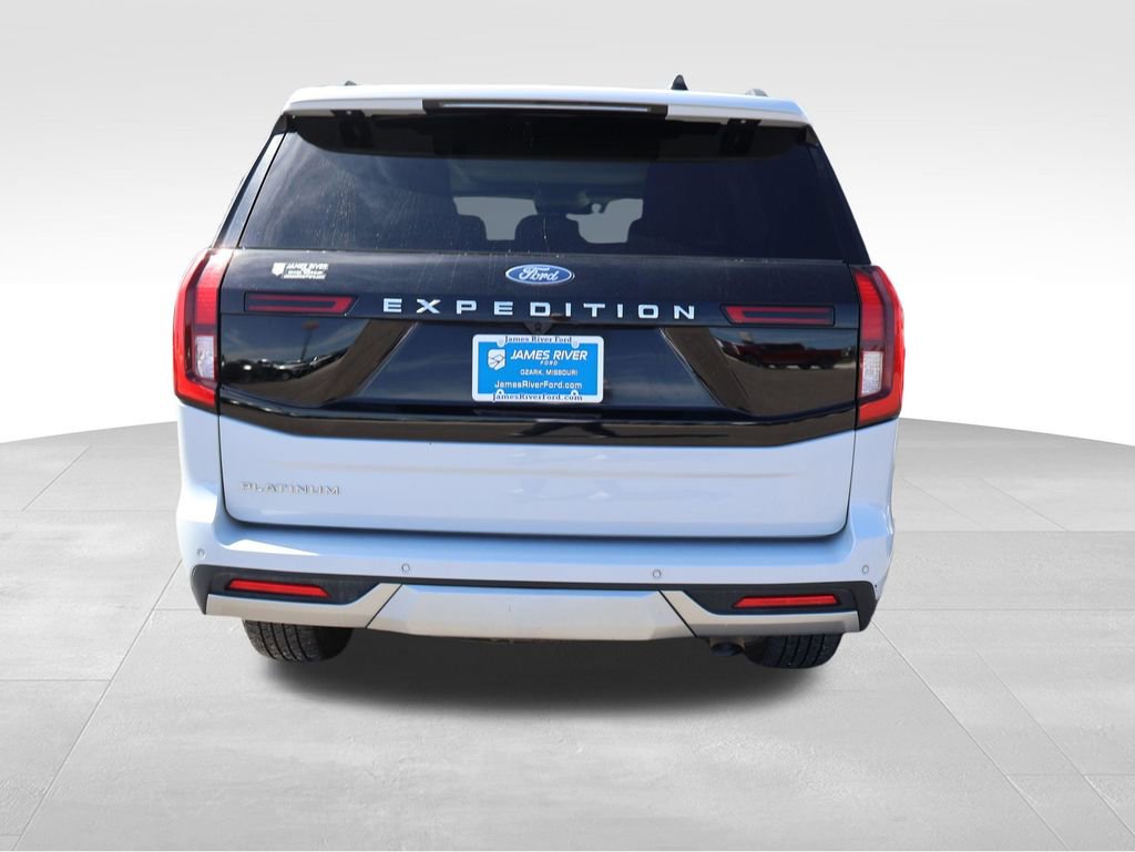 Used 2025 Ford Expedition Platinum AWD/4WD image 12