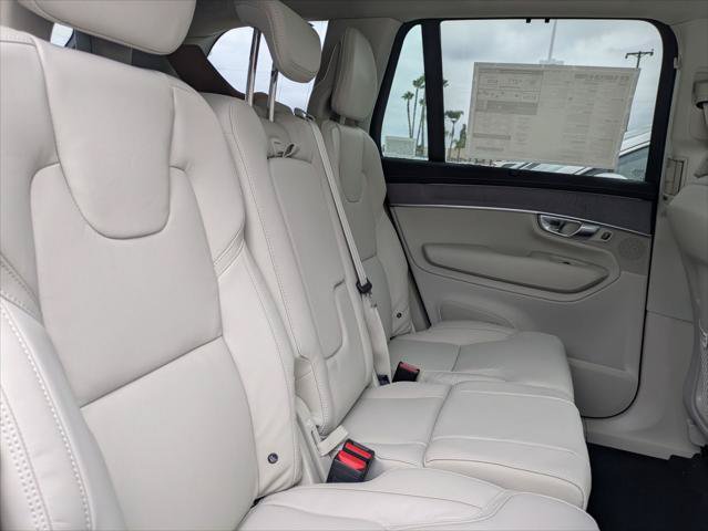 New 2026 Volvo XC90 T8 Ultra w/ Protection Package AWD/4WD image 12