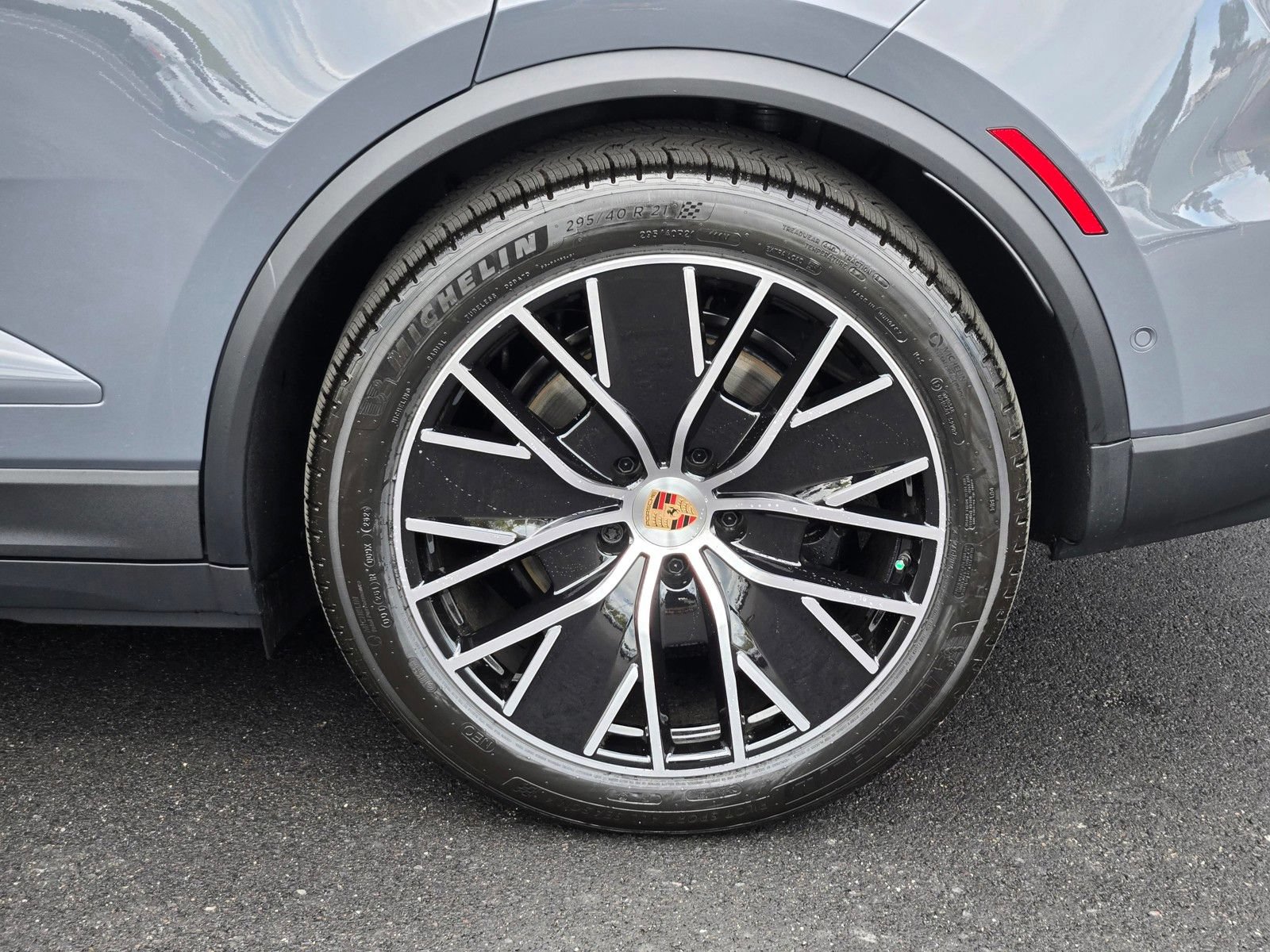 New 2026 Porsche Macan 4 Electric AWD/4WD image 11