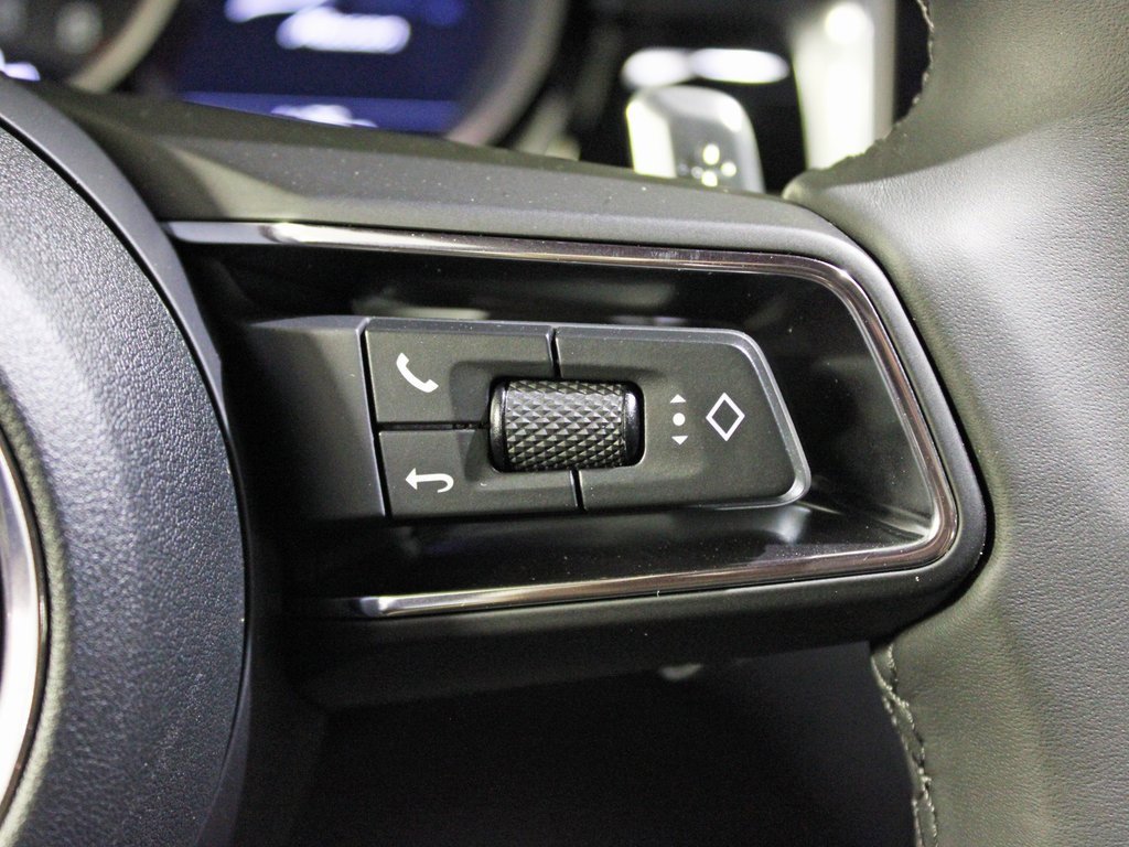 Used 2026 Porsche Macan image 23