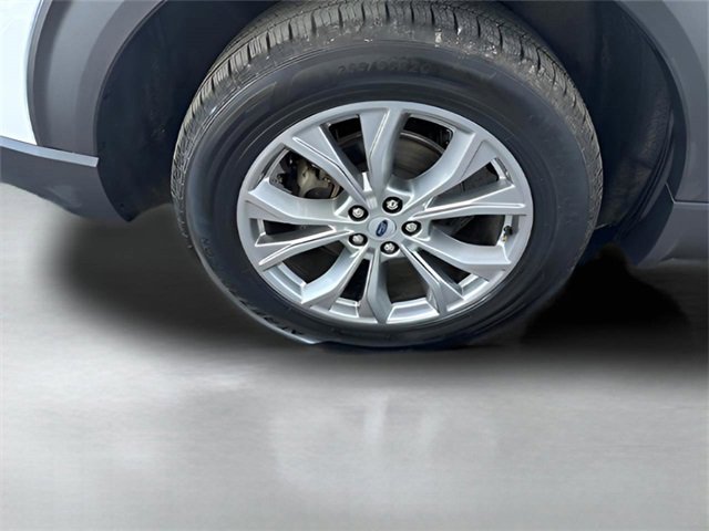 Used 2023 Ford Explorer Limited image 11