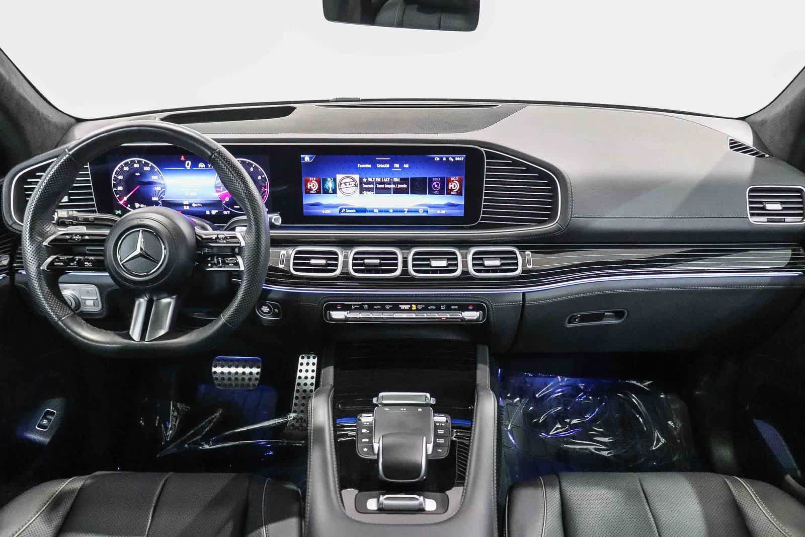 Used 2024 Mercedes-Benz GLS 580 4MATIC image 13