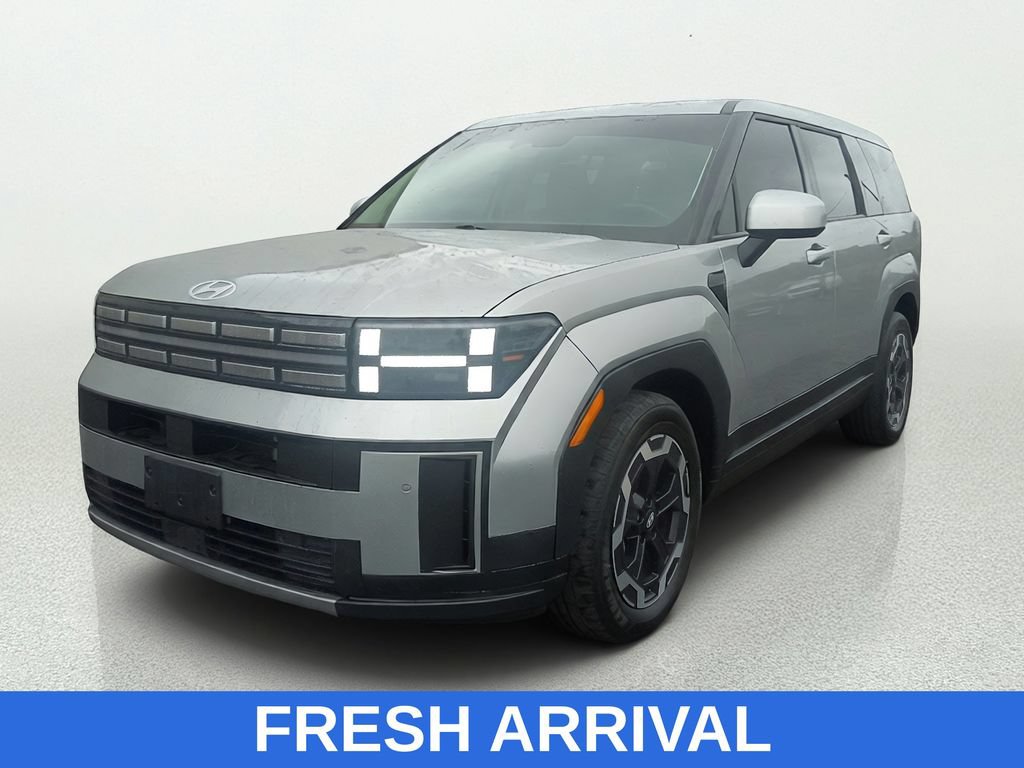 Used 2024 Hyundai Santa Fe SE FWD image 3