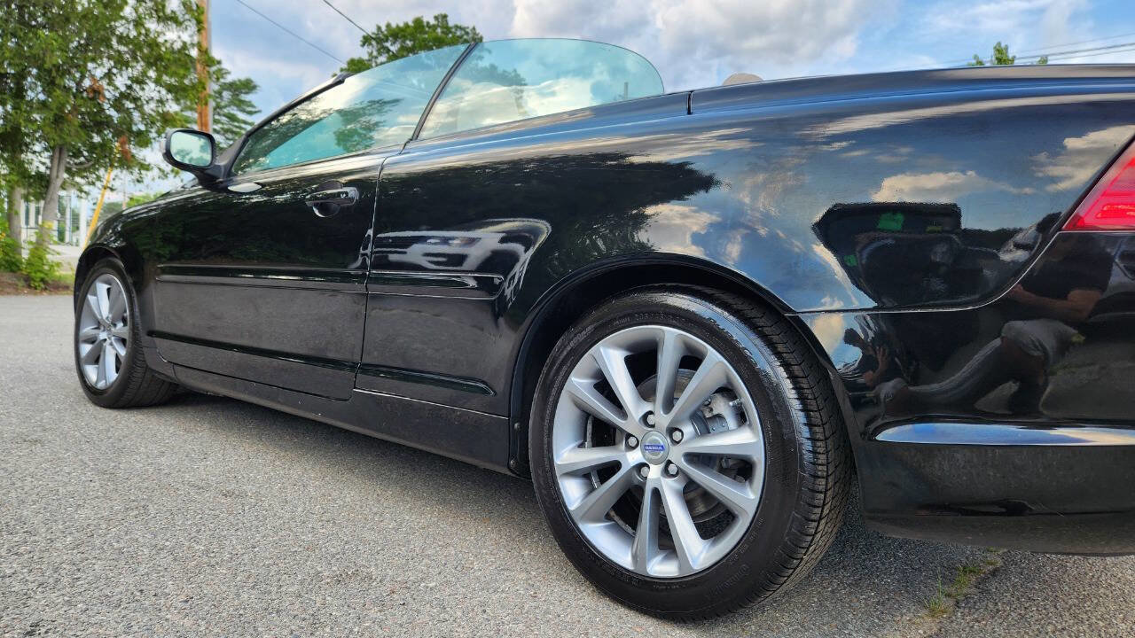 Used 2012 Volvo C70 T5 w/ Climate Pkg image 10