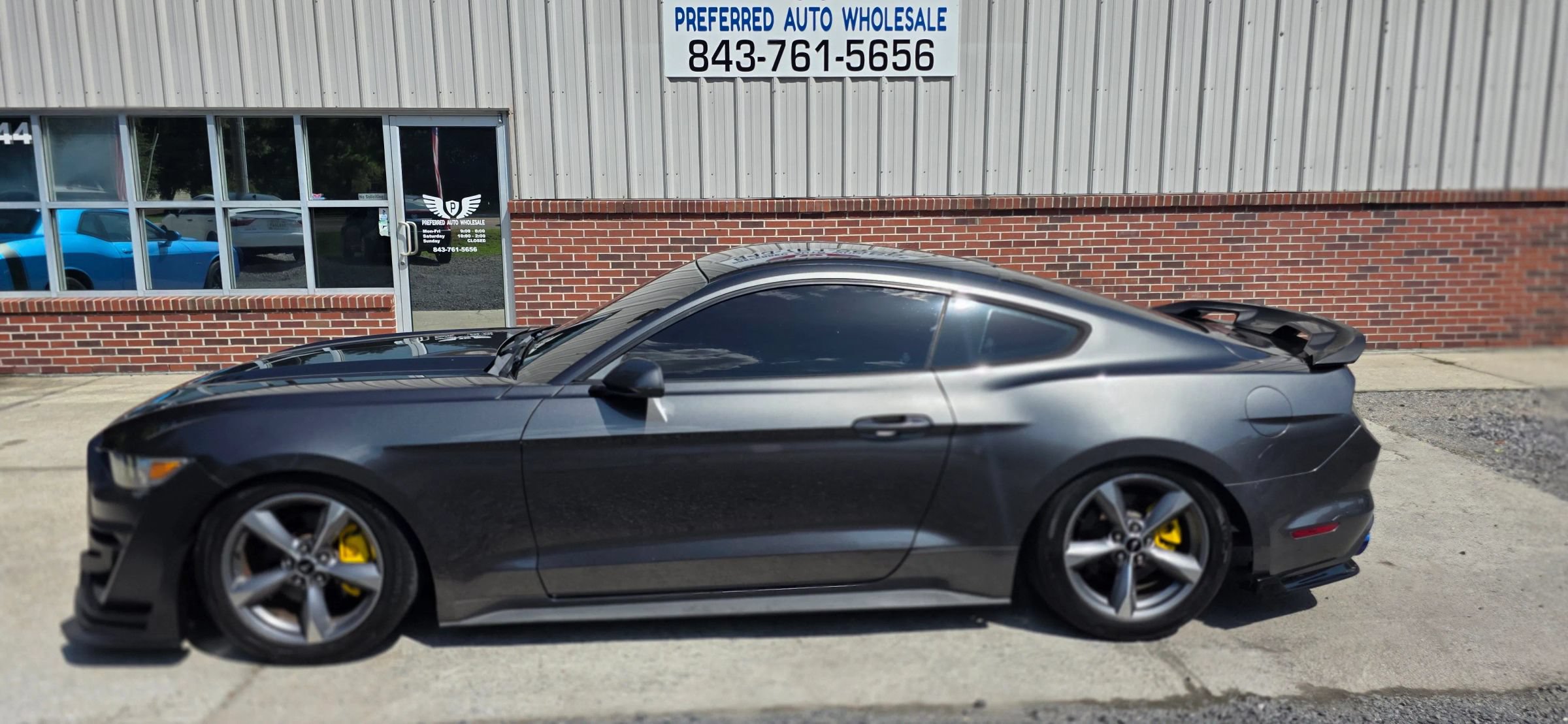 Used 2016 Ford Mustang Coupe w/ Equipment Group 051A RWD image 3