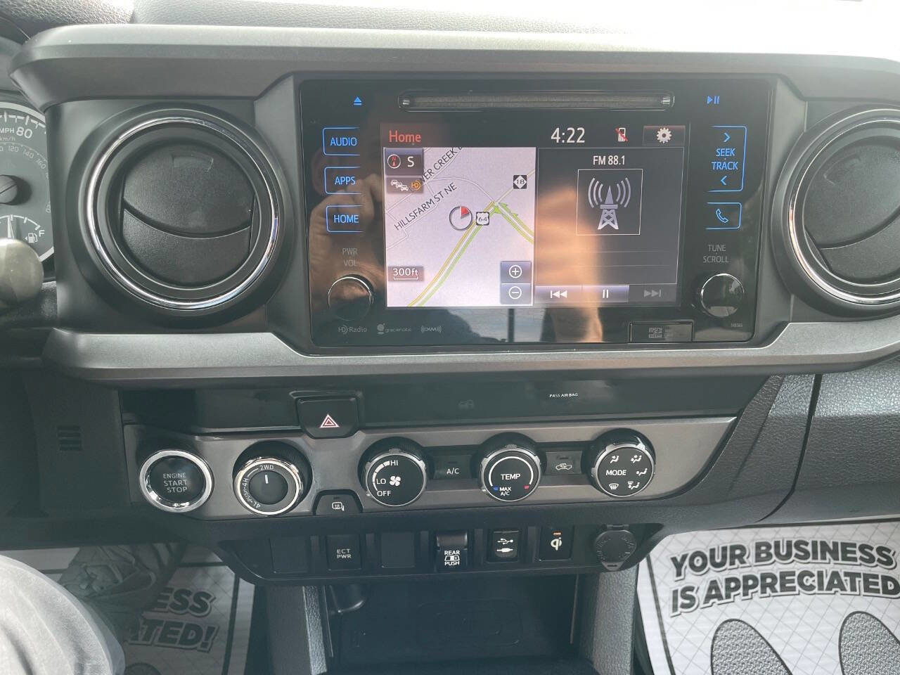 Used 2019 Toyota Tacoma TRD Sport AWD/4WD image 24