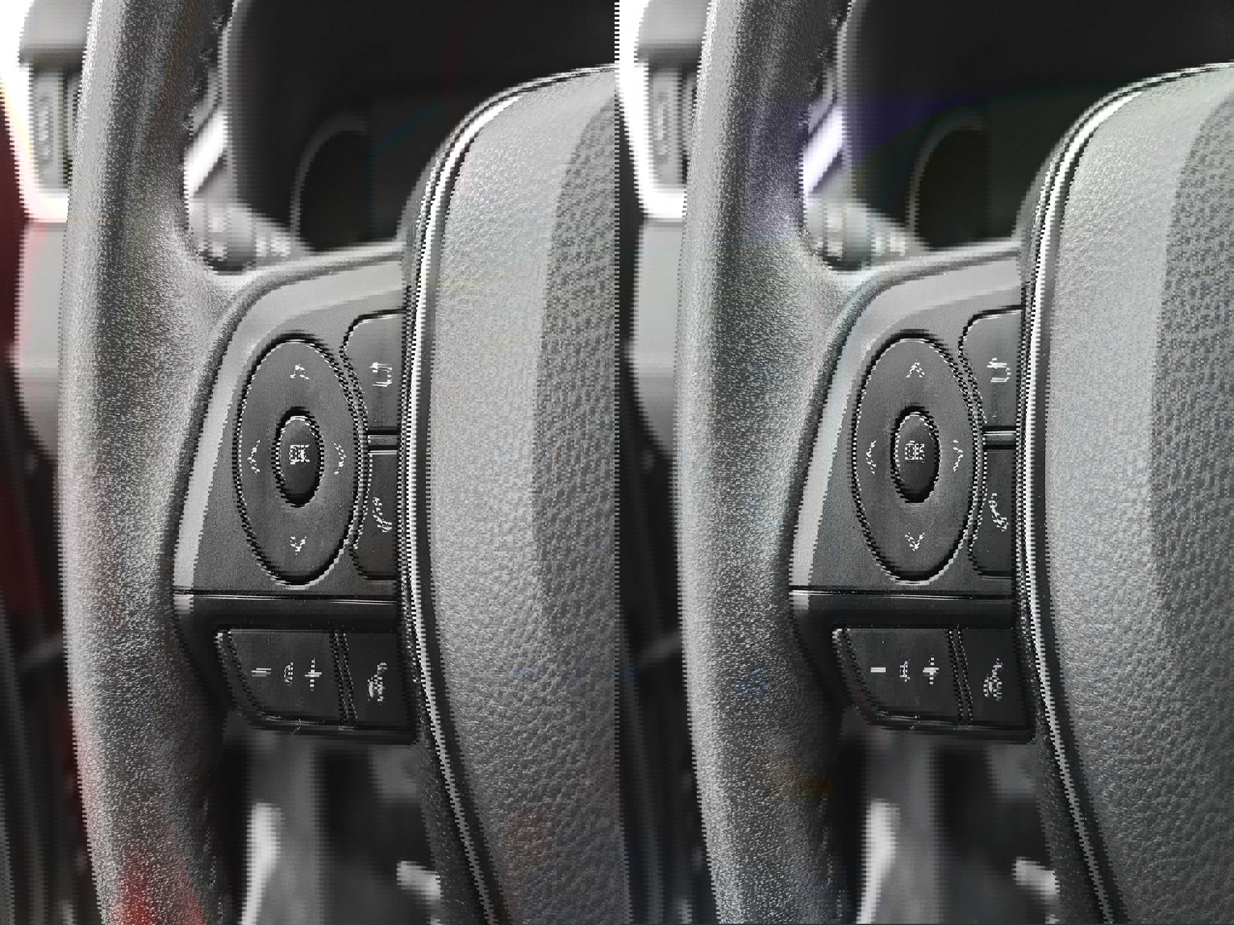 Used 2022 Toyota RAV4 Limited image 17