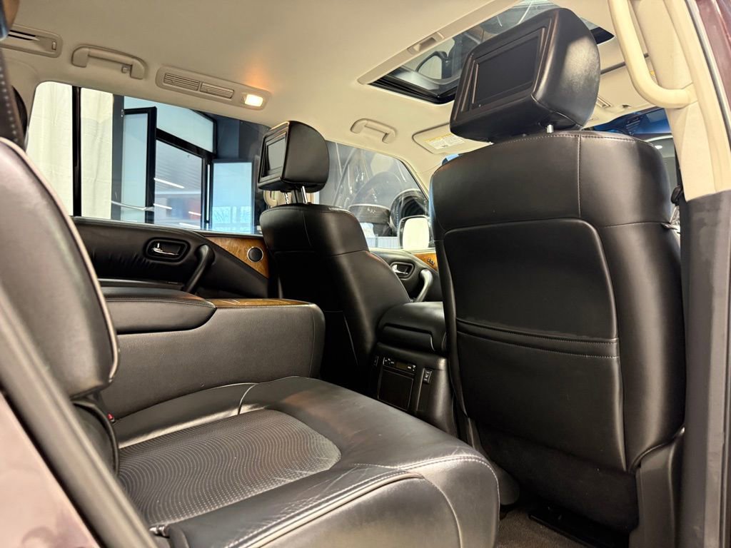 Used 2014 INFINITI QX80 4WD w/ Theater Package image 27