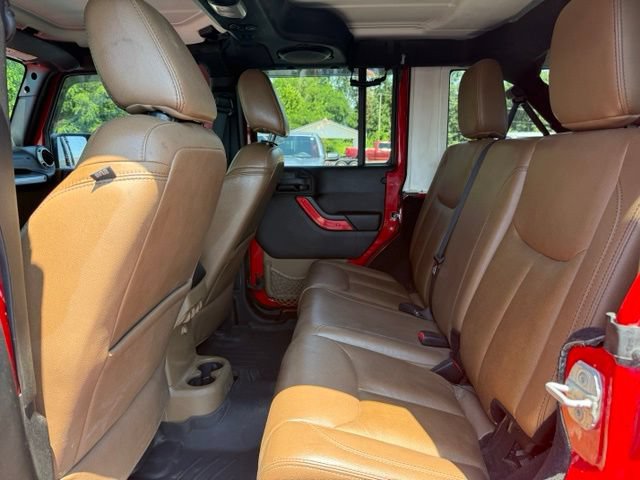 Used 2014 Jeep Wrangler Unlimited Sahara w/ Max Tow Package AWD/4WD image 18