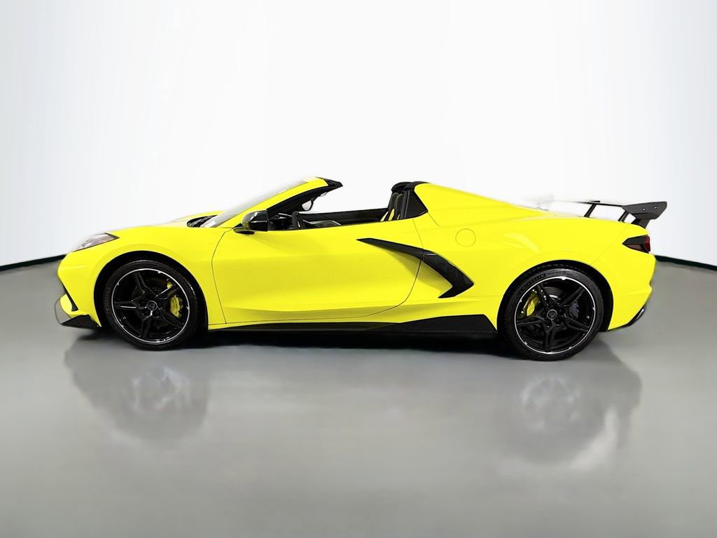 Used 2021 Chevrolet Corvette Stingray Premium Conv w/ Z51 Performance Package image 4