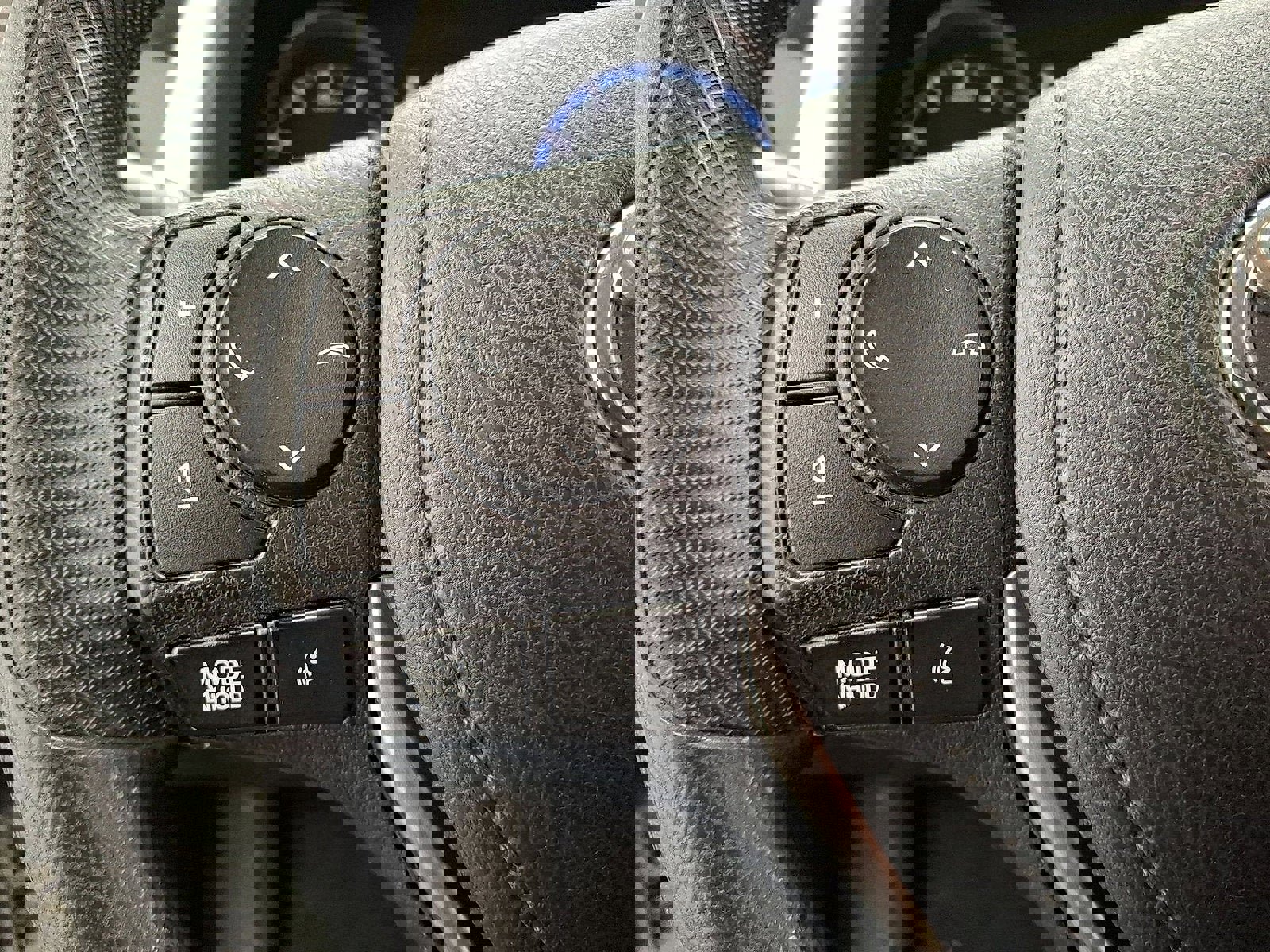 Used 2017 Toyota RAV4 LE image 17