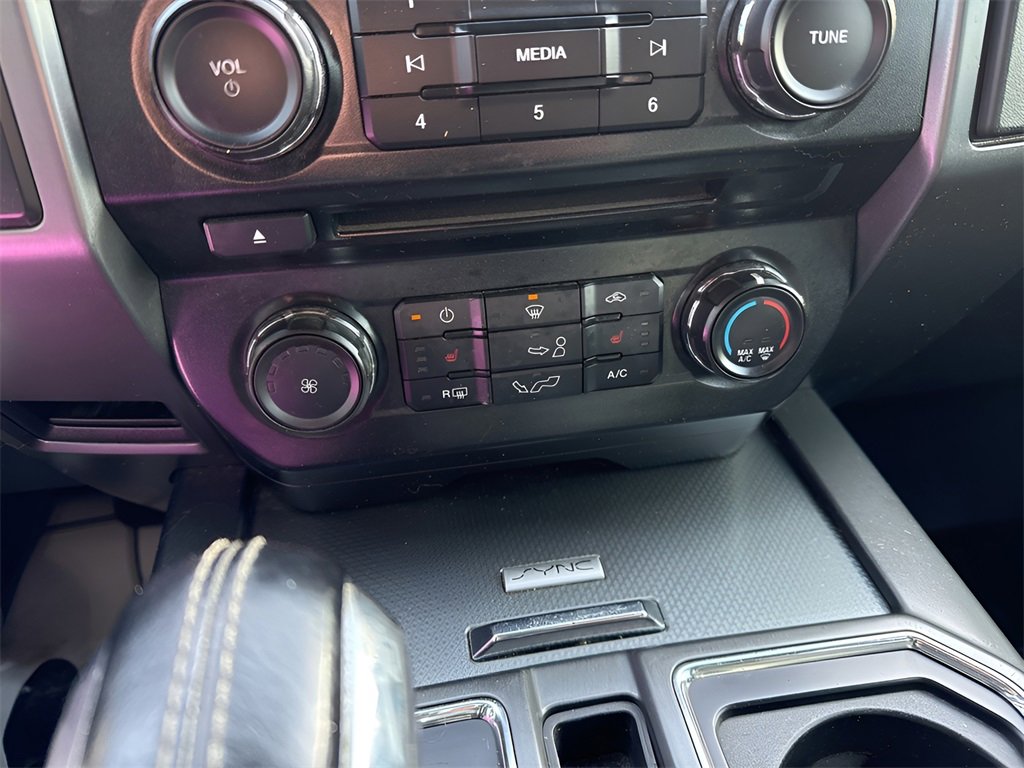 Used 2015 Ford F150 XLT w/ Equipment Group 302A Luxury image 27