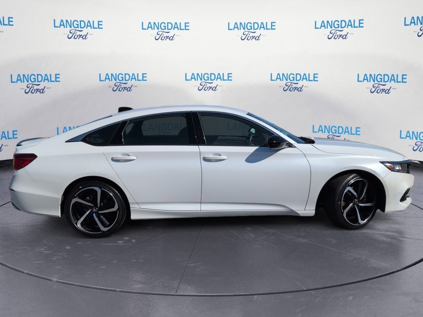 Used 2022 Honda Accord Sport image 3