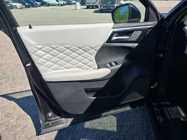 Used 2024 Mitsubishi Outlander SEL image 9