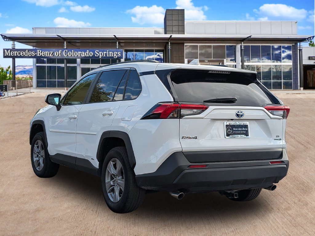 Used 2024 Toyota RAV4 LE AWD/4WD image 7