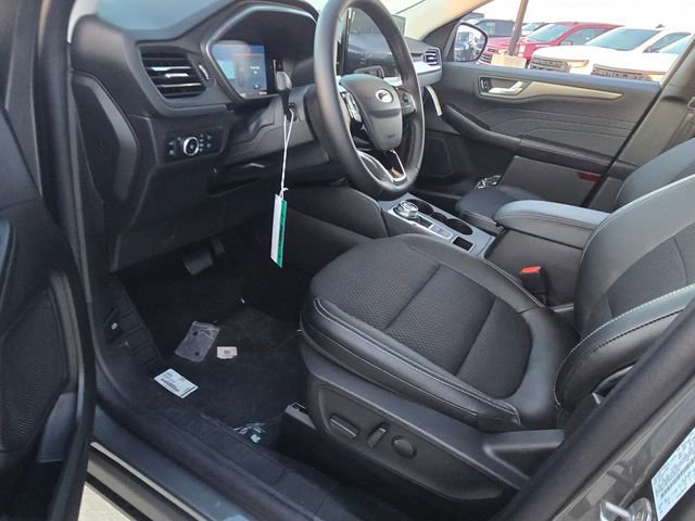 New 2025 Ford Escape SE image 7