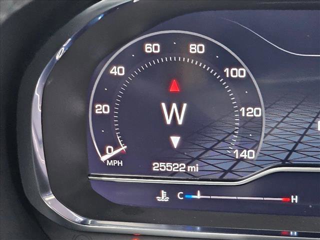 Used 2024 GMC Yukon XL SLT RWD image 13