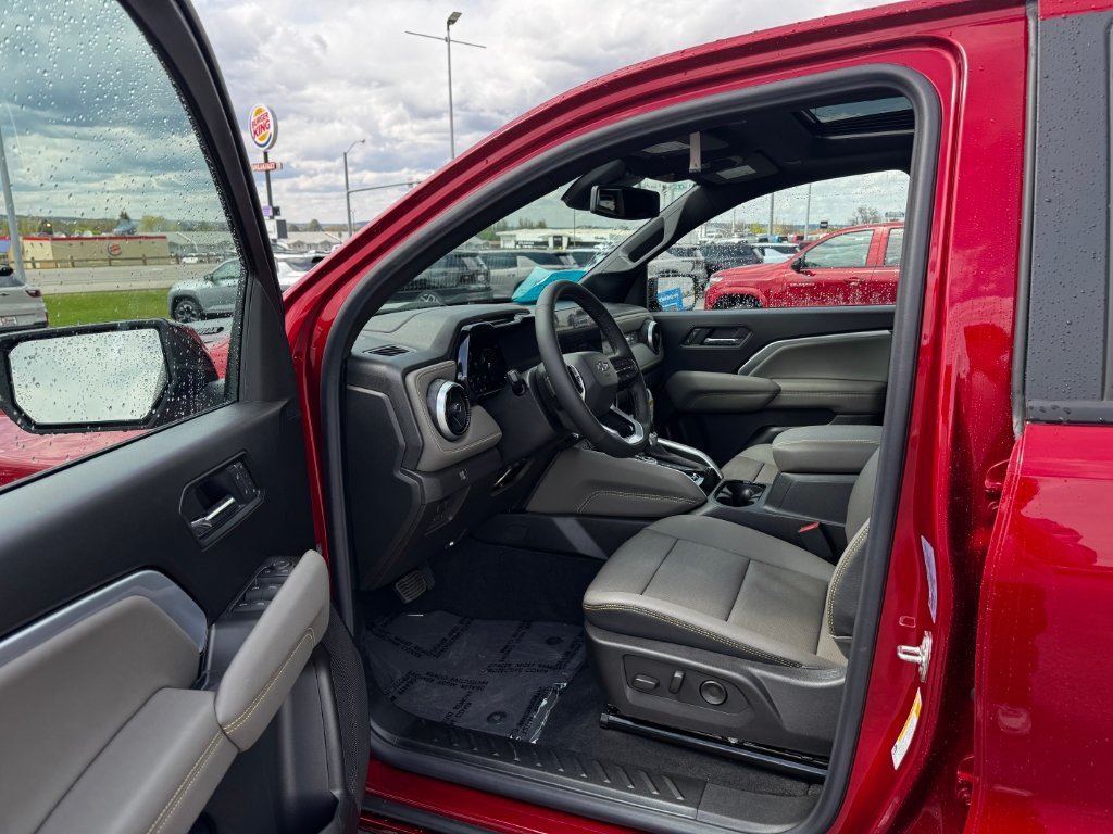 New 2026 Chevrolet Colorado ZR2 w/ Technology Package AWD/4WD image 9