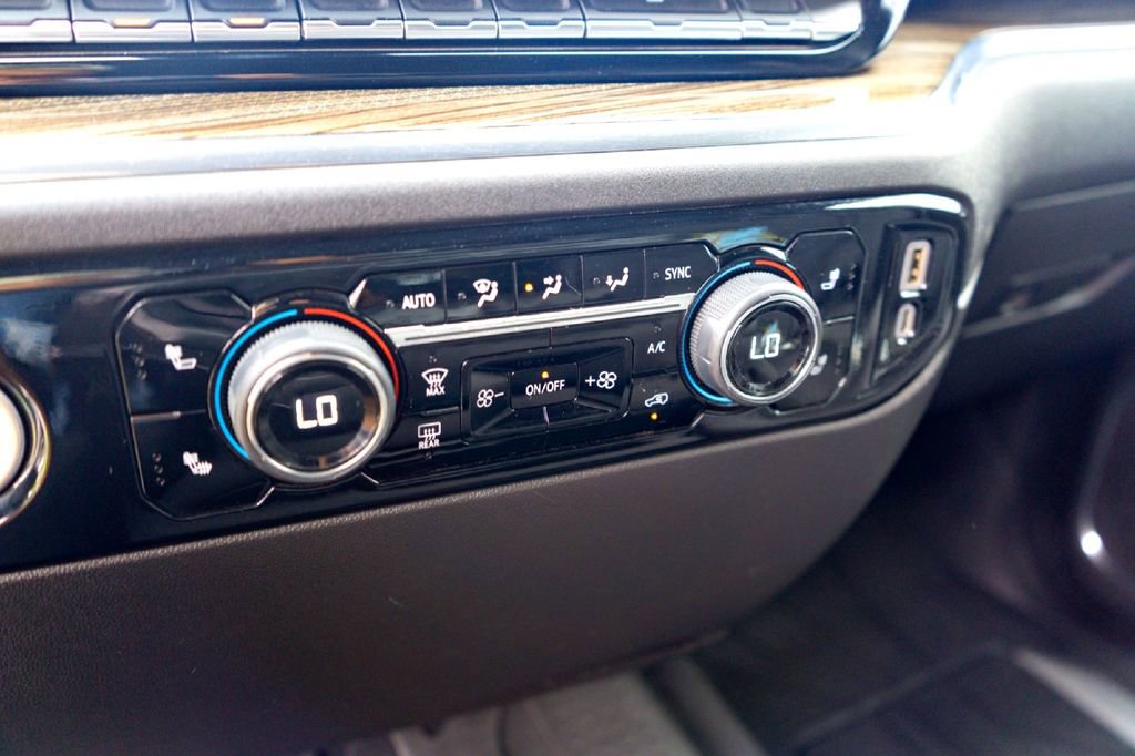 Used 2023 Chevrolet Silverado 1500 LT RWD image 17