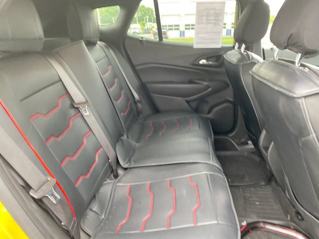 Used 2024 Chevrolet Trax RS w/ Sunroof Package FWD image 14