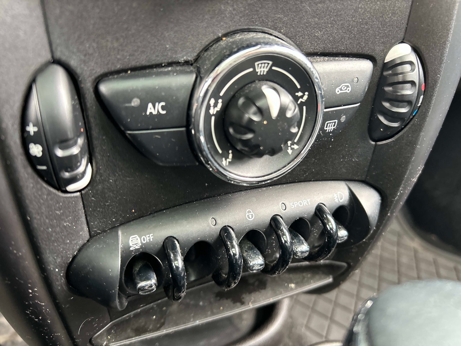 Used 2013 MINI Cooper Countryman S FWD image 26
