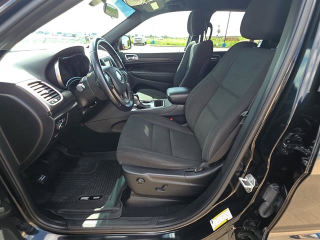 Used 2021 Jeep Grand Cherokee Laredo RWD image 11