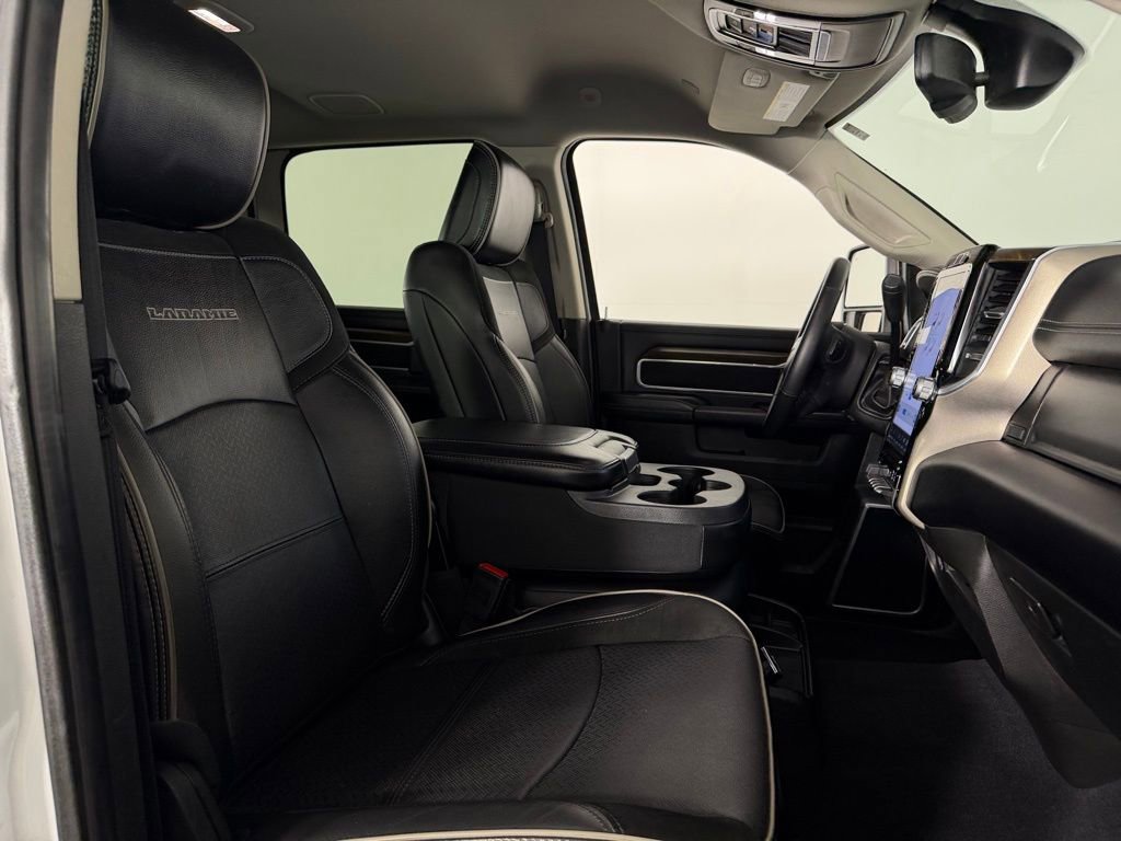 Used 2024 RAM 2500 Laramie image 32