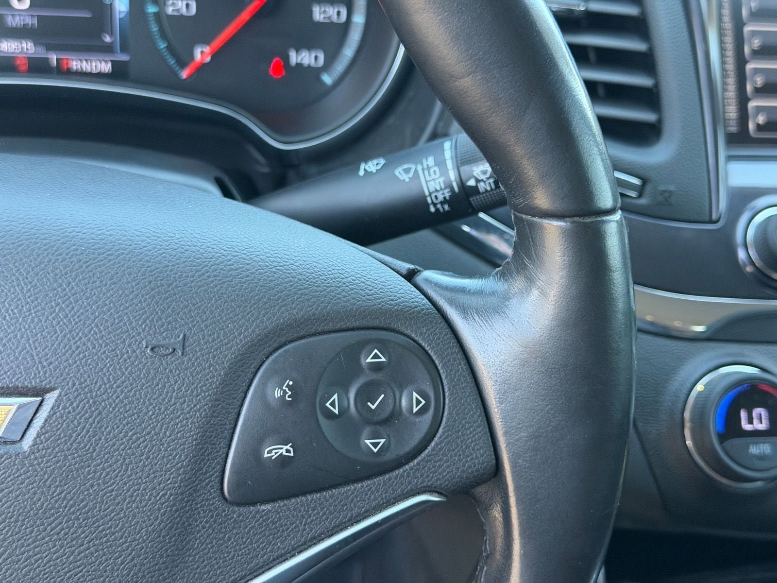 Used 2018 Chevrolet Impala LT w/ LT Entertainment Package FWD image 24