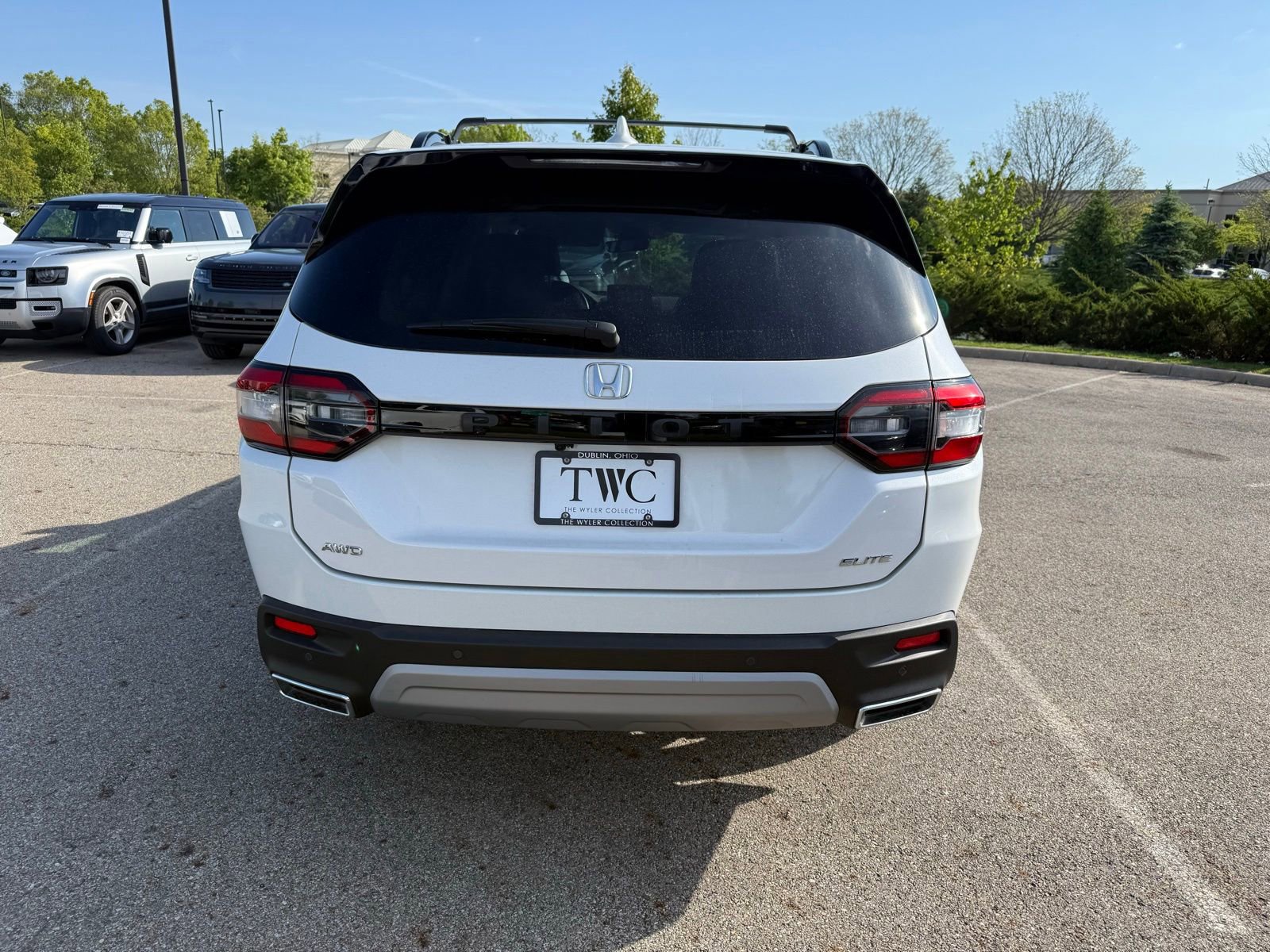 Used 2024 Honda Pilot Elite image 6