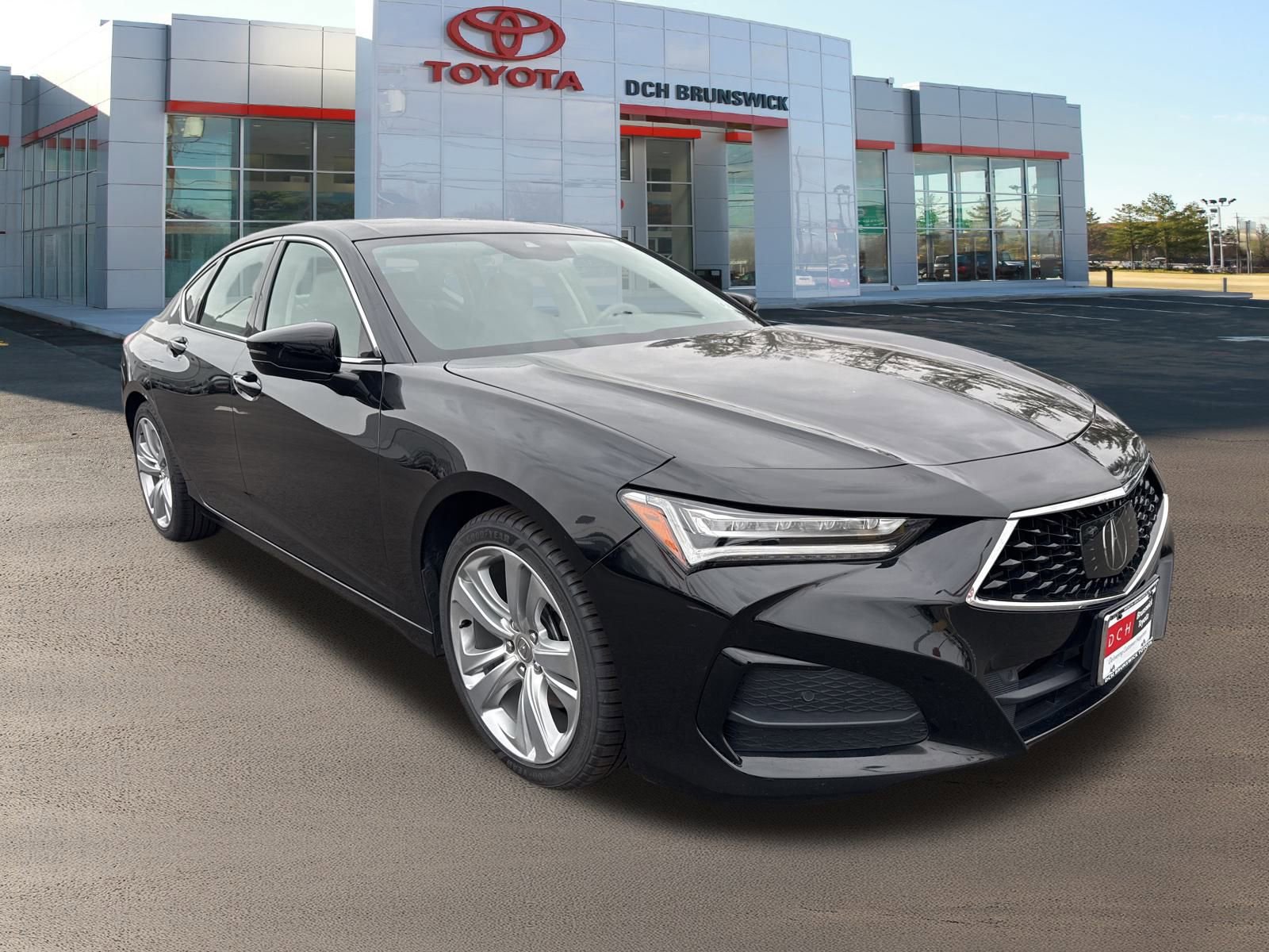 Used 2021 Acura TLX w/ Technology Package image 3