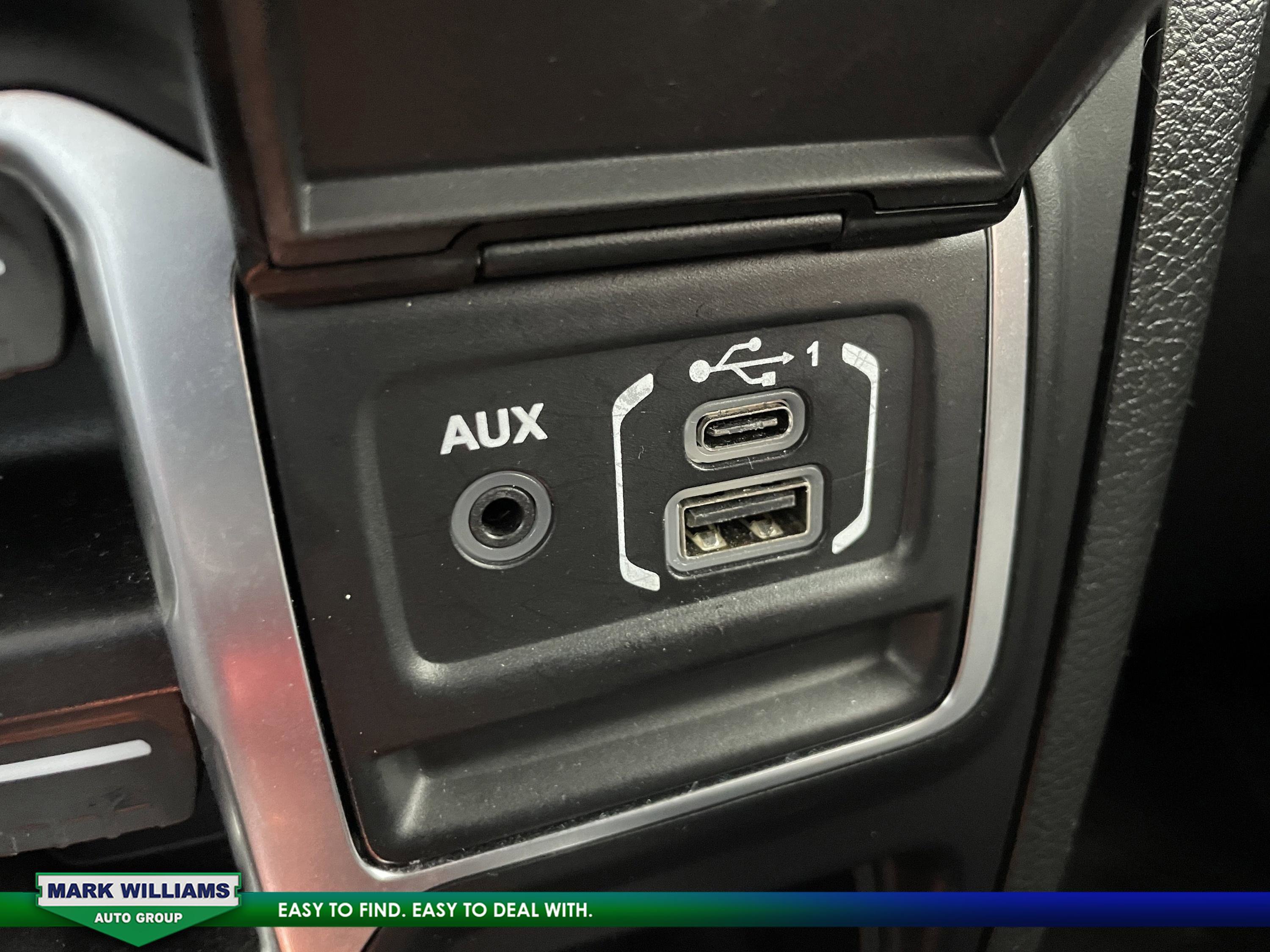 Used 2019 Jeep Wrangler Unlimited Sahara w/ Safety Group image 23