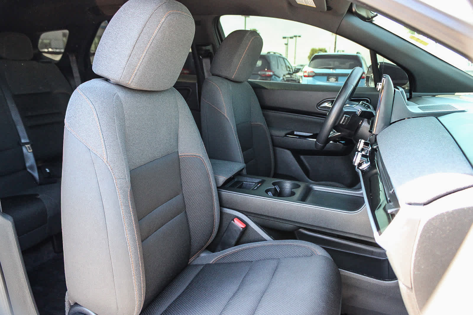 Used 2024 Honda Prologue EX image 16