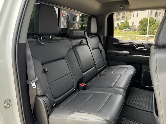 Used 2023 Chevrolet Silverado 1500 LTZ w/ Technology Package AWD/4WD image 30