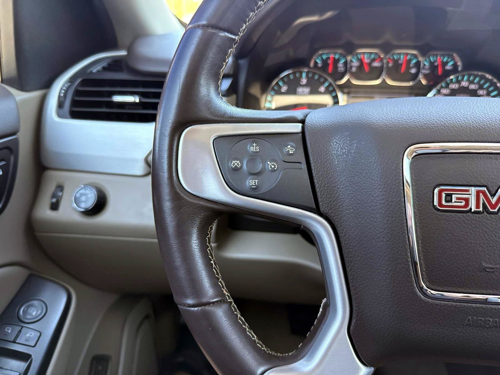 Used 2020 GMC Yukon SLT RWD image 30