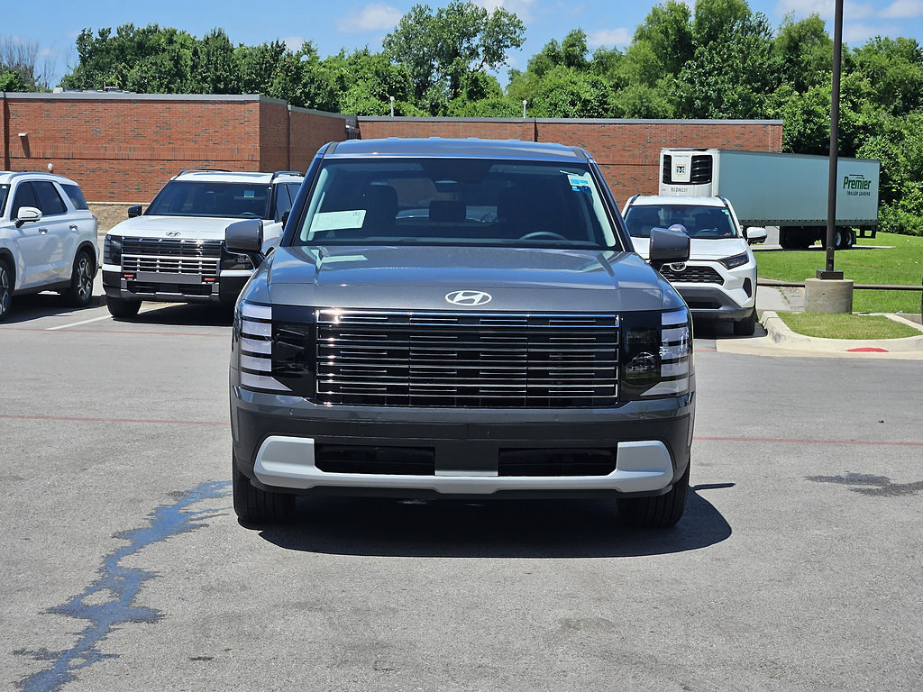 New 2026 Hyundai Palisade SE FWD image 2