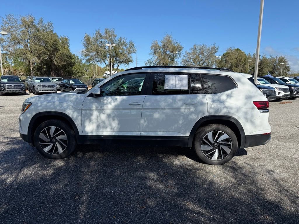 Used 2024 Volkswagen Atlas SE image 15