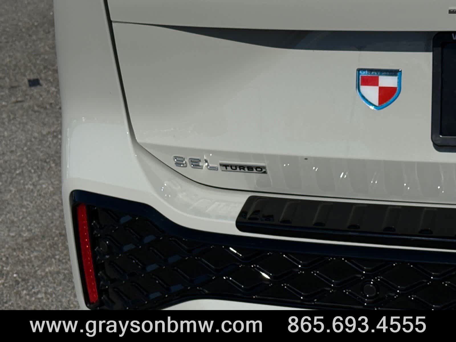 Used 2026 Volkswagen Tiguan SEL R-Line AWD/4WD image 11