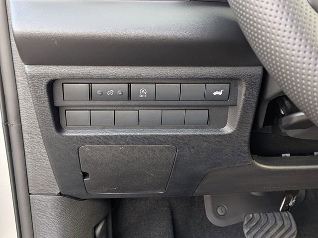 New 2026 Mitsubishi Outlander SE FWD image 15