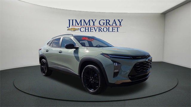 New 2026 Chevrolet Trax ACTIV w/ Sunroof Package