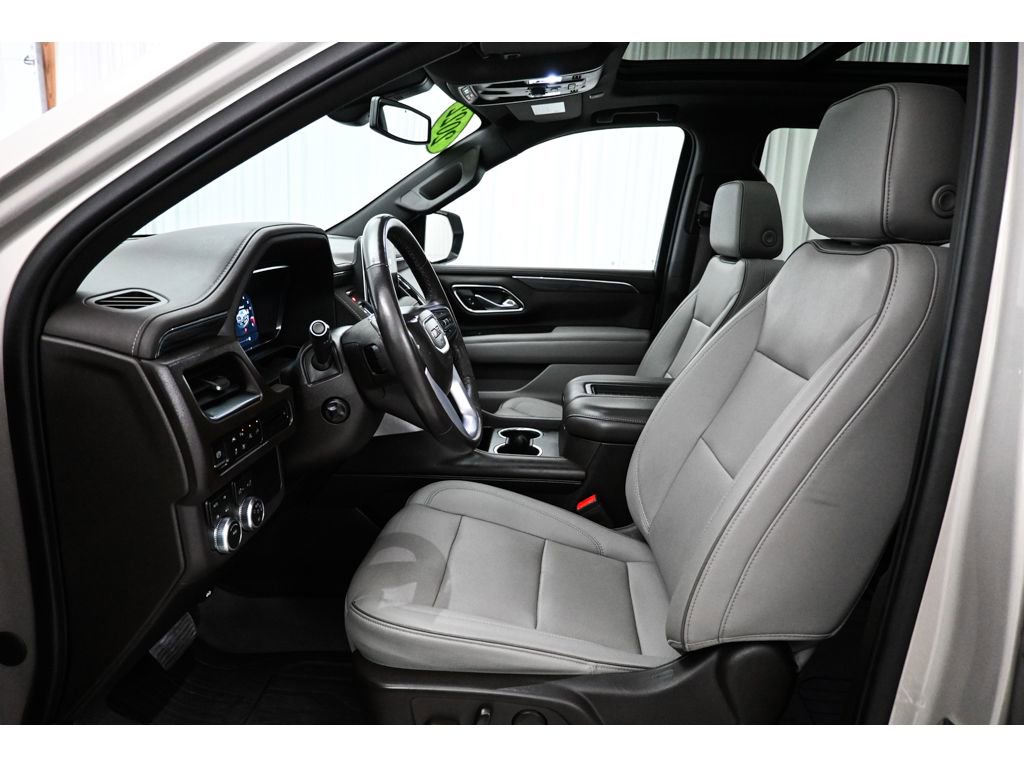 Used 2022 GMC Yukon SLT w/ SLT Luxury Package AWD/4WD image 12