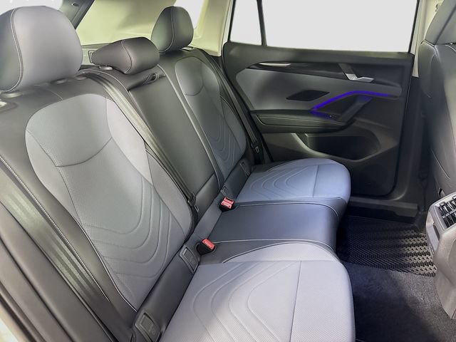 New 2026 Volkswagen Tiguan SE AWD/4WD image 29