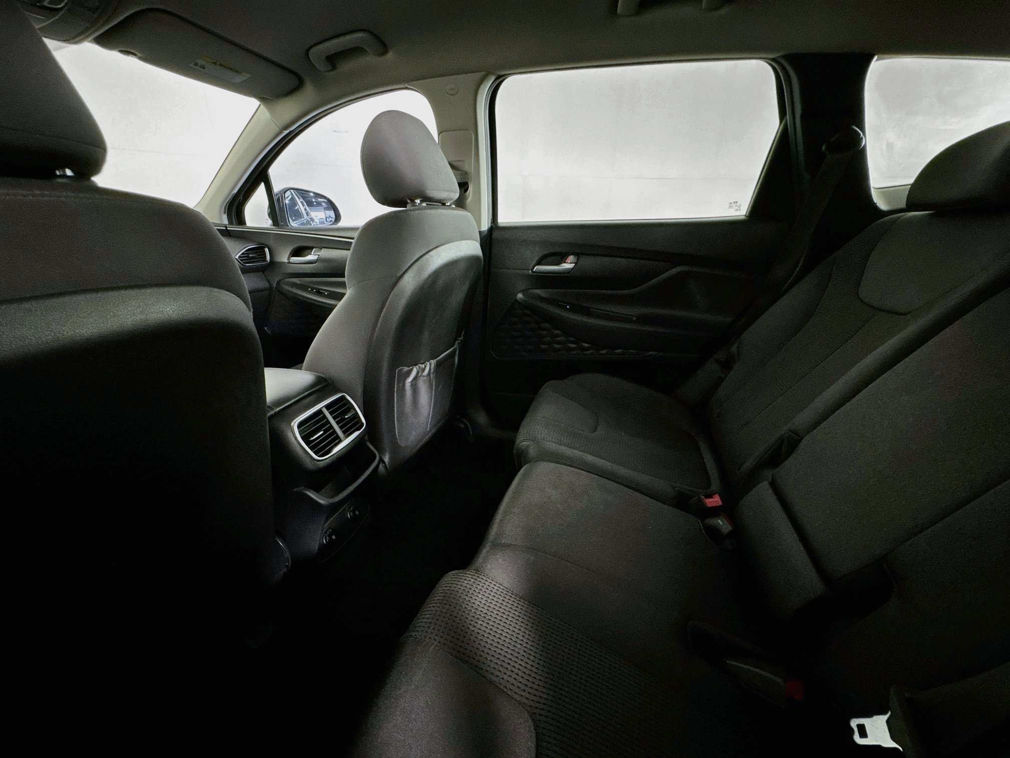 Used 2019 Hyundai Santa Fe SE AWD/4WD image 22