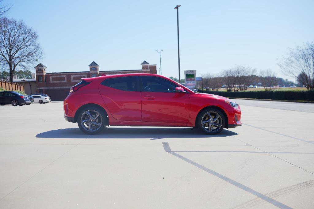 Used 2019 Hyundai Veloster 2.0 image 4
